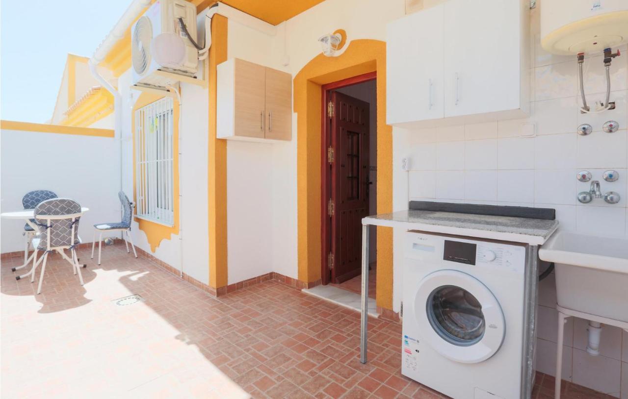 Hébergement de vacances 2 Bedroom Lovely In